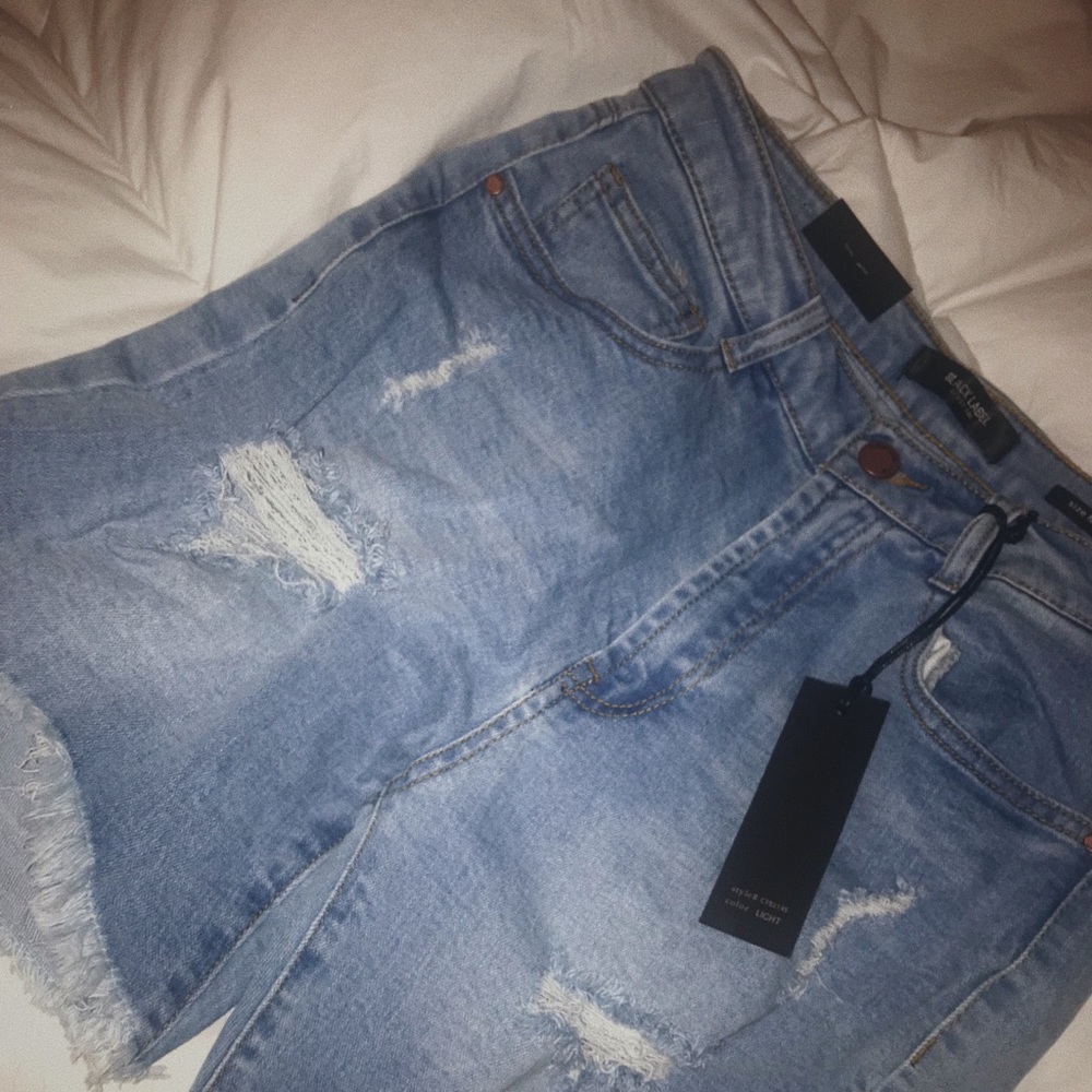 Bermuda shorts!!